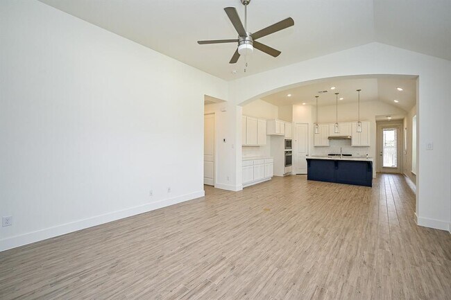 Building Photo - 18402 Mesquite Flts Trl