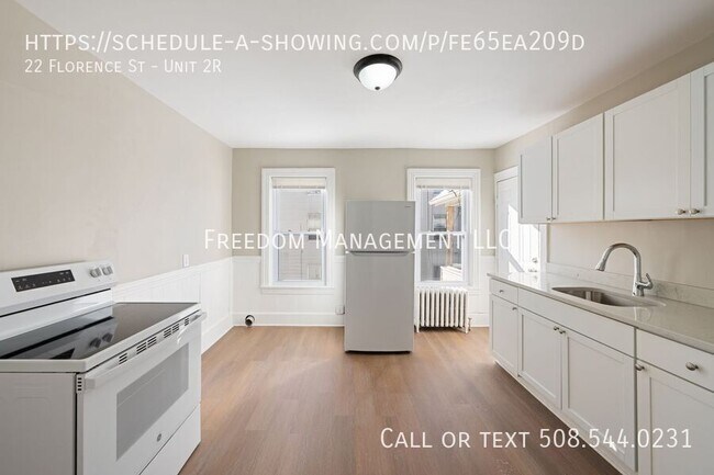 Building Photo - 22 Florence St