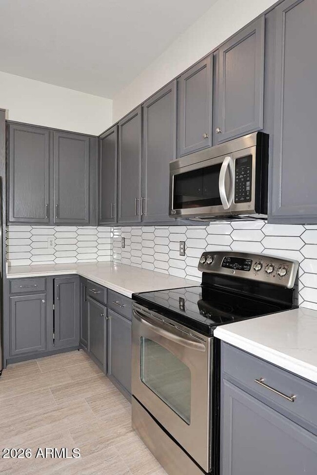 Building Photo - 731 W Melody Ave