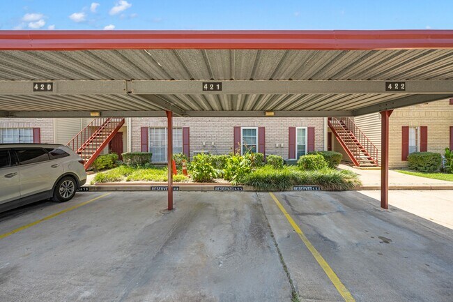 Building Photo - 2120 El Paseo St