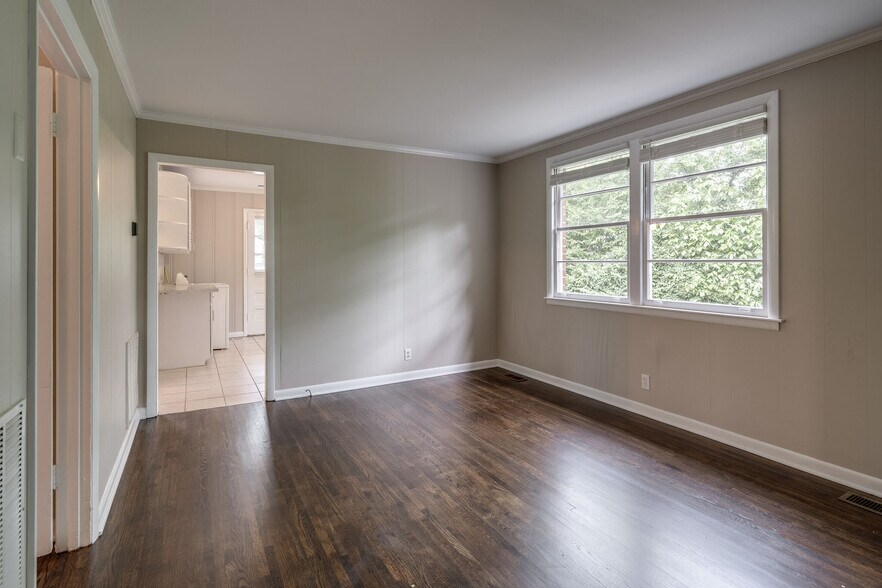 Primary Photo - 3817 Burrus St