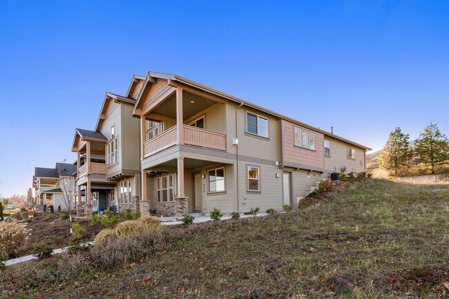 Building Photo - 420 Lindsay Ln