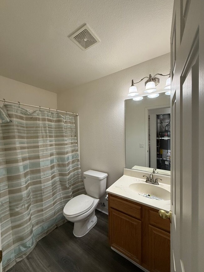 Building Photo - Updated 3-Bedroom Home with RV Parking – Sun Valley, NV