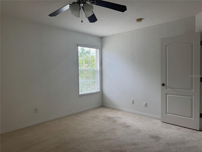 Building Photo - 1000 Araminta St
