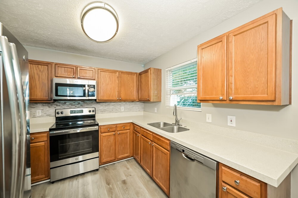 Building Photo - 805 General Barksdale Dr