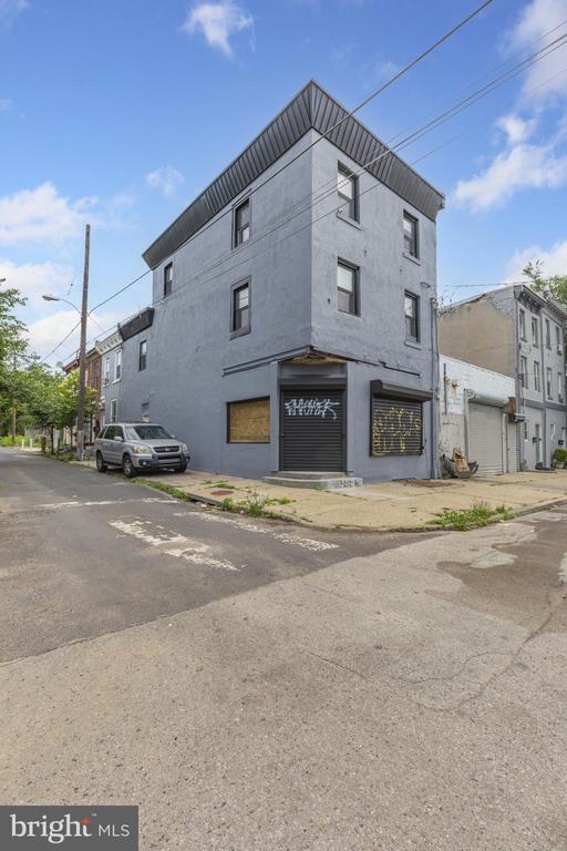 Building Photo - 435 W Susquehanna Ave