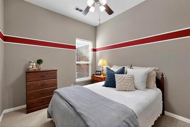Building Photo - 130 Fall Creek