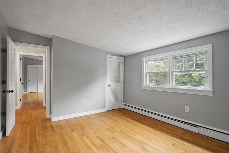 Building Photo - 212 W Plain St