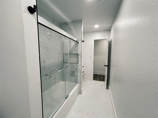 Building Photo - 2800 Sadler Ave