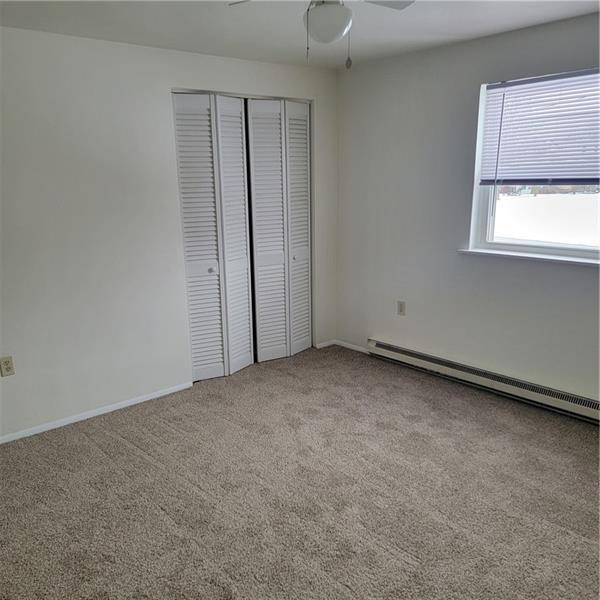 Building Photo - 890 Monaca Rd