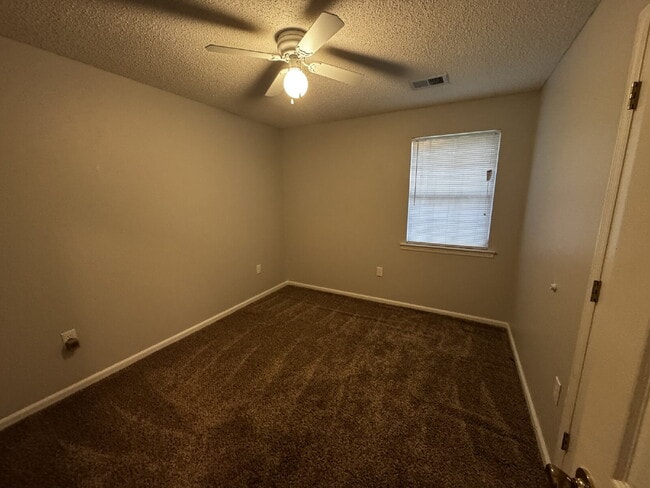 Building Photo - Home for Rent