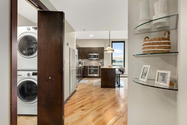 Building Photo - 1240 S 2nd St