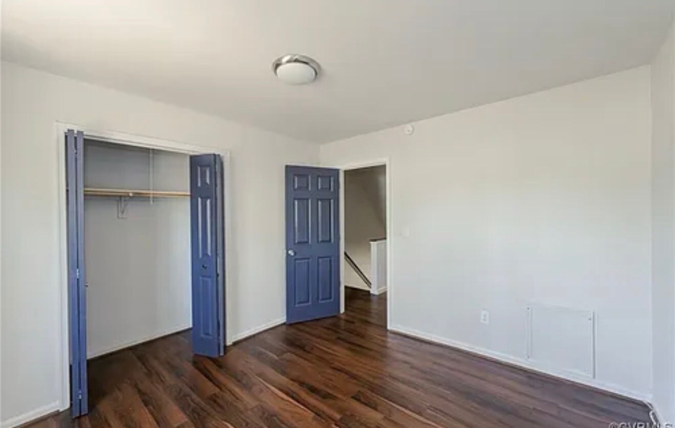 Building Photo - 1511 Sunnyside Ave