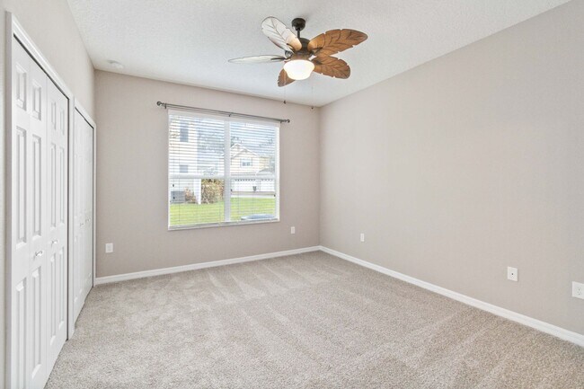 Building Photo - Beautiful Two Story 3/2.5 Town Home w/ Loft & Screened Porch in St. Cloud