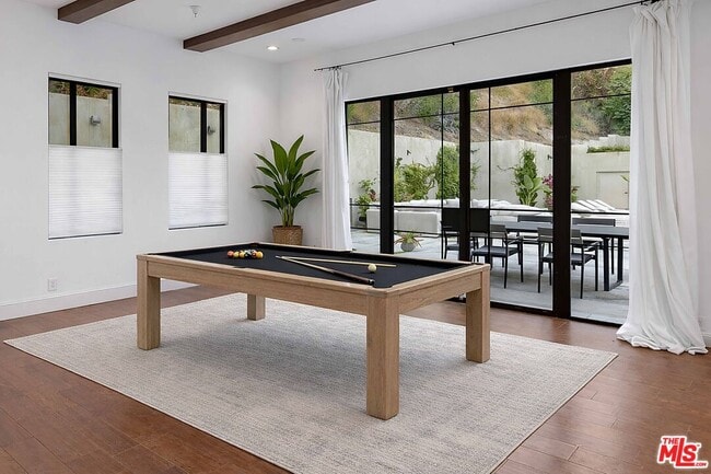 Building Photo - 7801 Hillside Ave