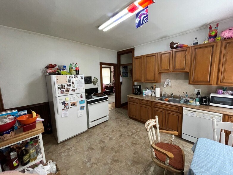 Building Photo - 50 Gardner St