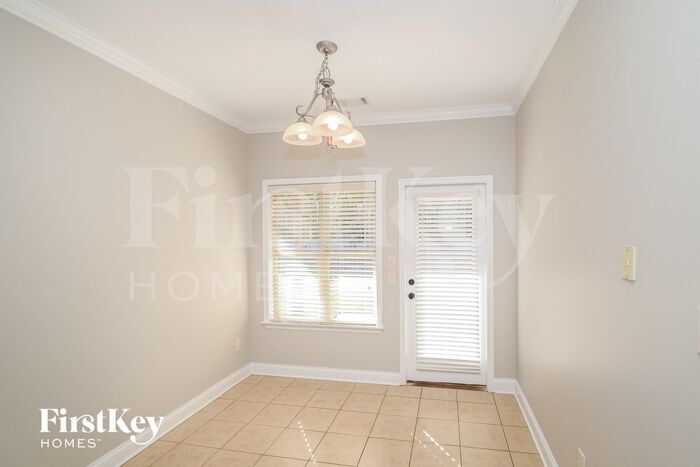 Building Photo - 7706 Authur Dr