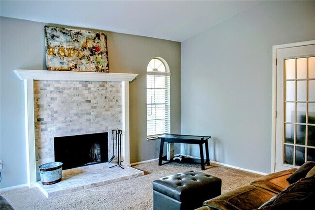 Building Photo - 11808 Skylake Pl