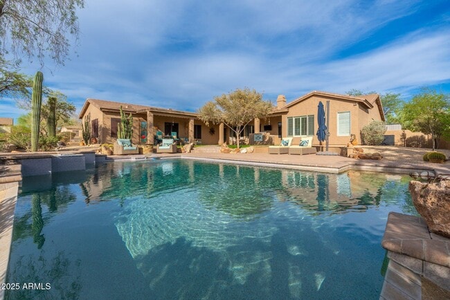 Building Photo - 5712 E Blue Sky Dr