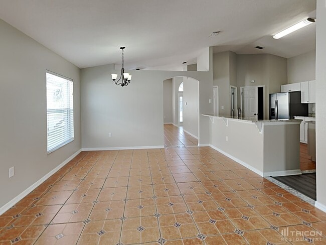 Building Photo - 14131 Colonial Spring Way