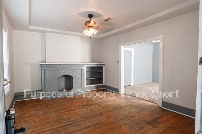 Building Photo - 1422 NW 22nd St