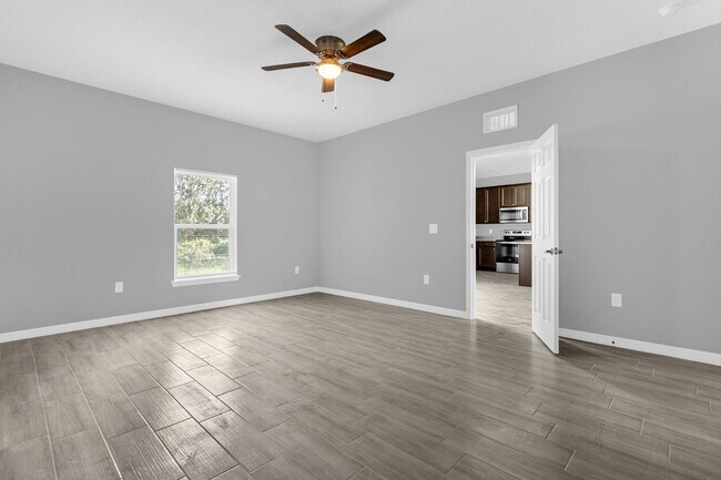 Building Photo - Upgraded & Move-In Ready | 3BR/2BA Home in...