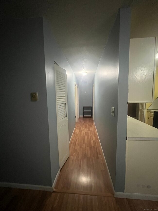 Building Photo - 72 Buddington Rd