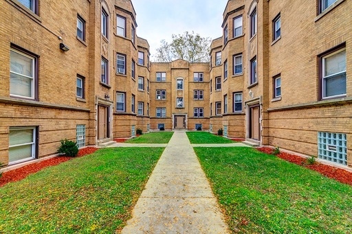 Building Photo - 7415-7423 S Kimbark Ave