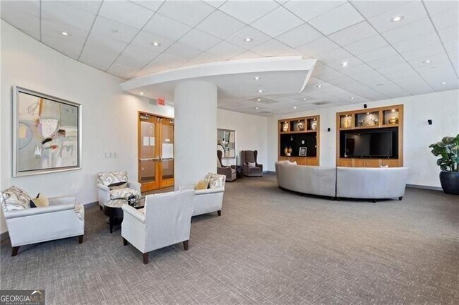 Building Photo - 3388 Peachtree Rd NE