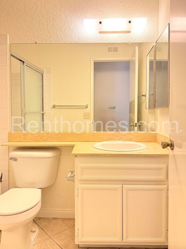 Building Photo - 9937 Dauntless St