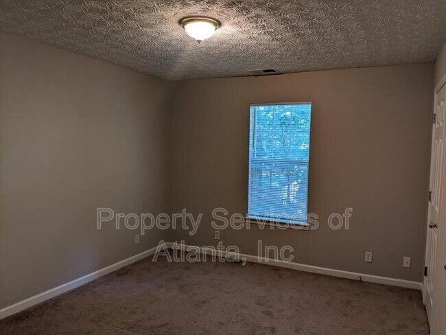 Building Photo - 153 Oakland Blvd