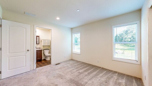 Building Photo - 5326 Briggs Ranch Rd