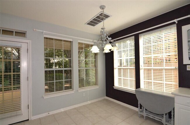 Building Photo - 15024 Galena Dr