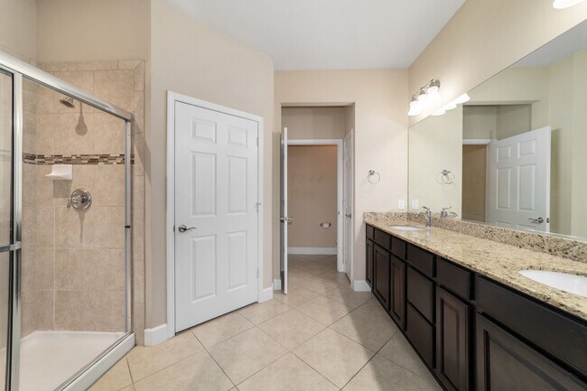 Building Photo - 6606 SW 91st Cir