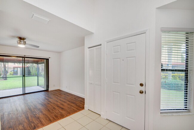 Building Photo - 12212 Sag Harbor Ct