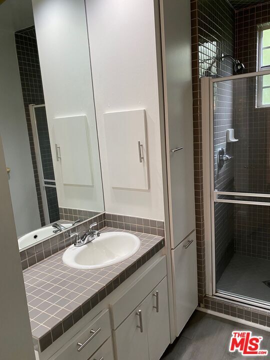 Building Photo - 1712 Benedict Canyon Drive