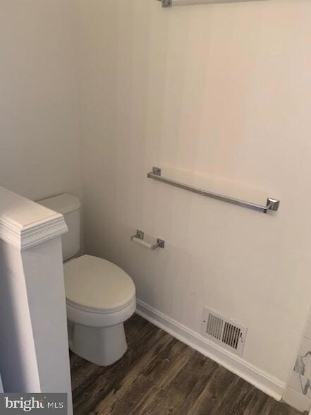 Building Photo - 4120 Vanderbilt Ct