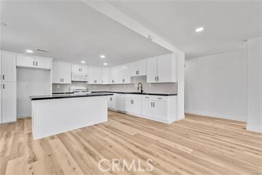 Building Photo - 22960 Cove View St