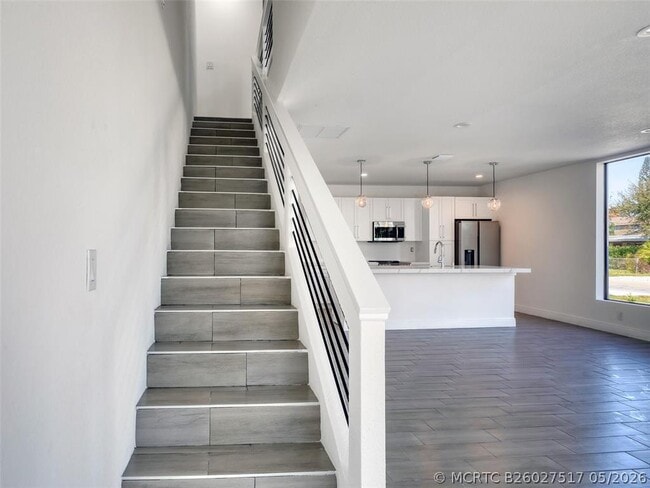 Building Photo - 102-116 NW 41st St