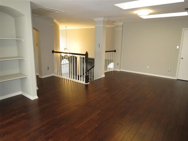 Building Photo - 4008 Sable Oaks Dr