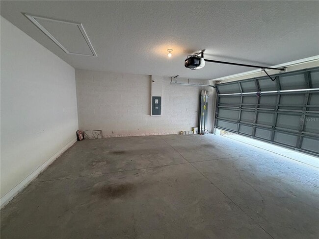 Building Photo - 5831 Silver Moonlight Dr