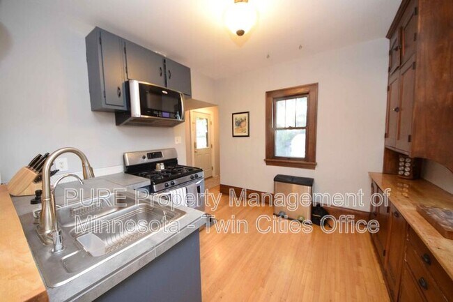 Building Photo - 4201 2nd Ave S