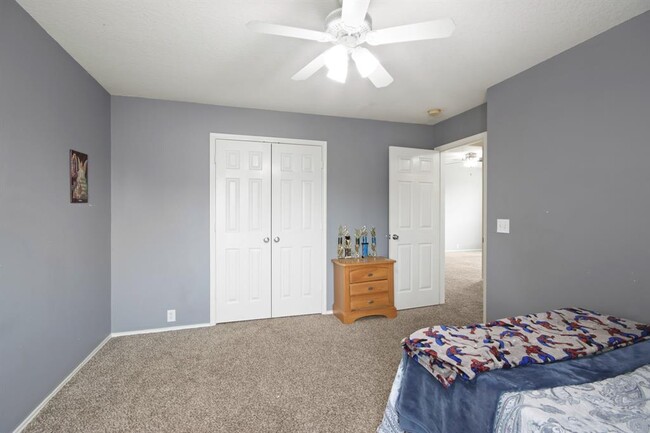 Building Photo - 18609 Woodbreeze Dr