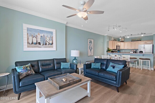 Building Photo - 17545 Front Beach Rd