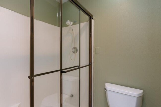 Building Photo - 1021 Martina Ct