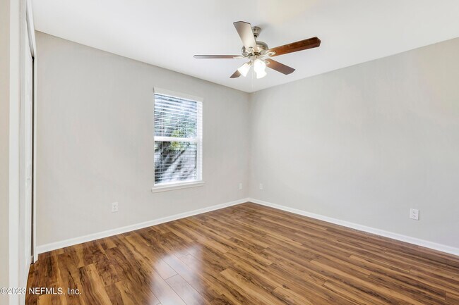 Building Photo - 12096 Coachman Lakes Way