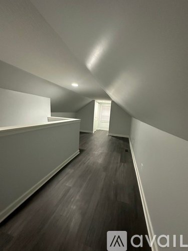 Building Photo - 1253 Briarwood Ave