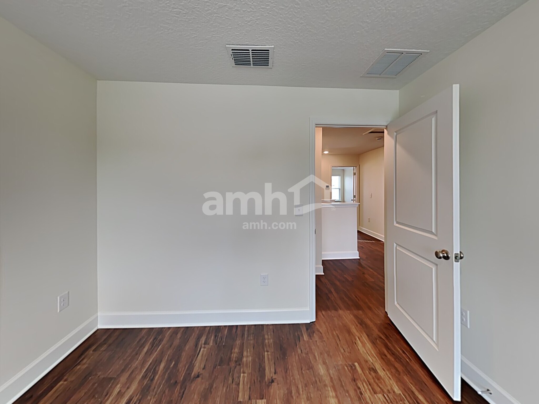 Building Photo - 2128 Saffron Walden Dr