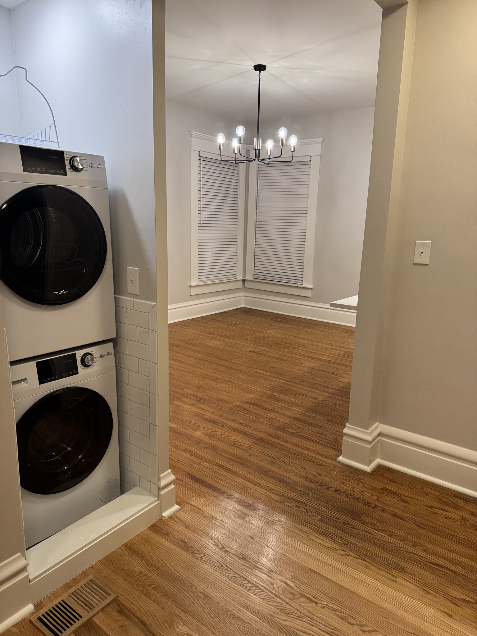 Hallway to dining room - 1049 Franklin Ave