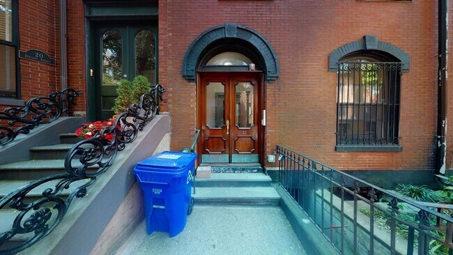 Building Photo - 22 Dwight St